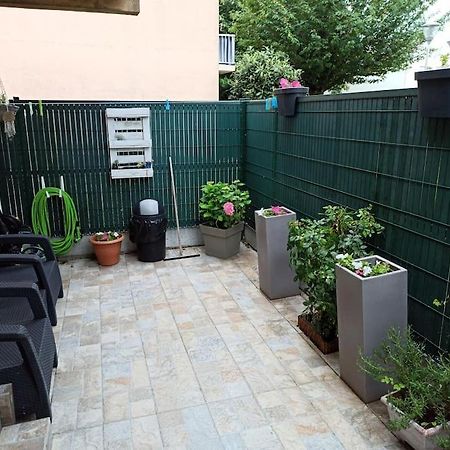 Apartamento Chez Ilenia Lagny Exterior foto
